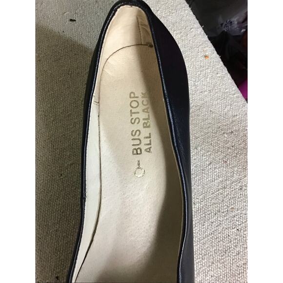 Women Black and White 2inch block heel Pumps Bus Stop boutique Sz. 39.5/9.5 - Picture 6 of 10